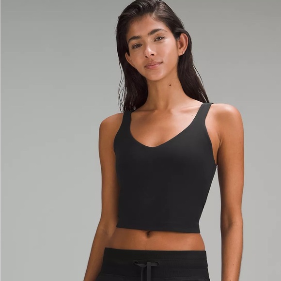 Lululemon Align Tank Top Size 2 Black Removable pads included - Picture 2 of 9